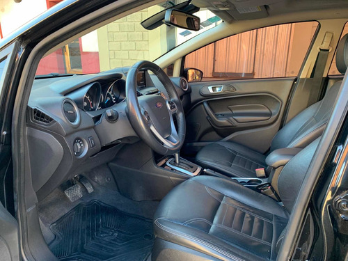 Imagen 3 de 8 de Ford Fiesta Kinetic Design 1.6 Titanium Powershift 120cv