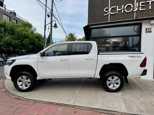 Toyota Hilux Pick-Up 2.8 Cd Srv 177cv 4x4 At