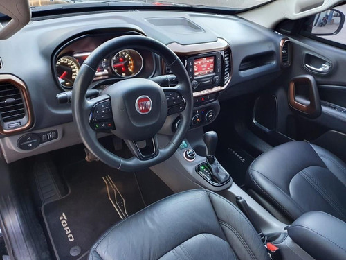 Imagem 4 de 8 de Fiat Toro Toro Volcano 2.0 16v 4x4 Tb Diesel Aut. Diesel Au