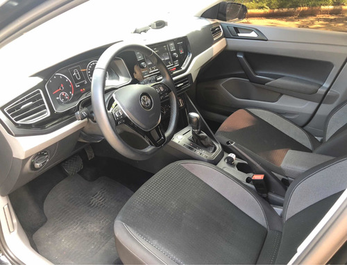 Imagem 7 de 8 de Volkswagen Polo 2018 1.0 Tsi Comfortline 200 Aut. 5p