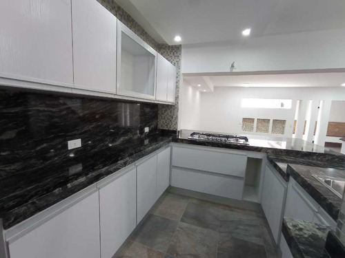 Imagen 7 de 22 de Th De 250 M² Valles De Camoruco