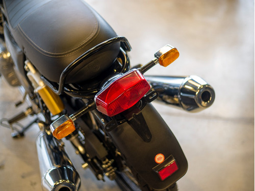 Imagen 22 de 25 de Royal Enfield Continental Gt British Green Reserva Ya