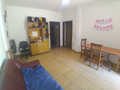 Venta Ph Con Dos Deptos + Patio - Williams Morris