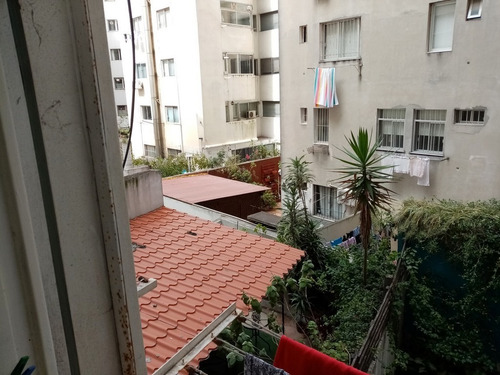 Apartamento En Venta De 1 Dormitorio En Punta Carretas