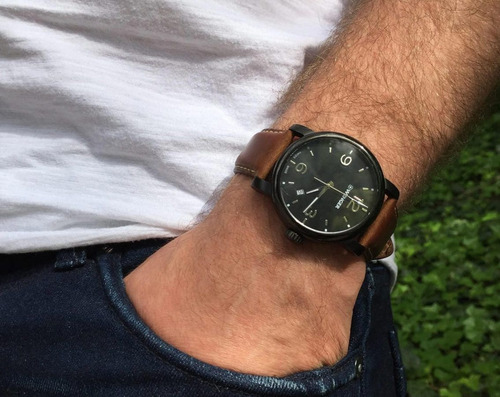 Imagen 5 de 8 de Reloj Wenger Urban Metropolitan Correa Cuero Marrón