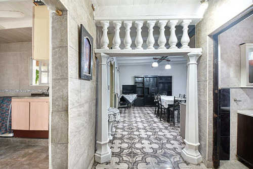Departamento Ph · En Venta · 5 Ambientes · Luminoso, Con Estilo · En Lomas Del Mirador