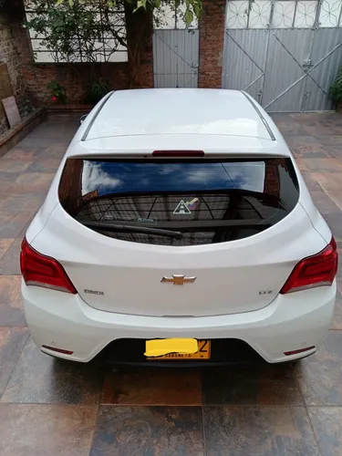 Chevrolet Onix 1.4 Ltz 5 p