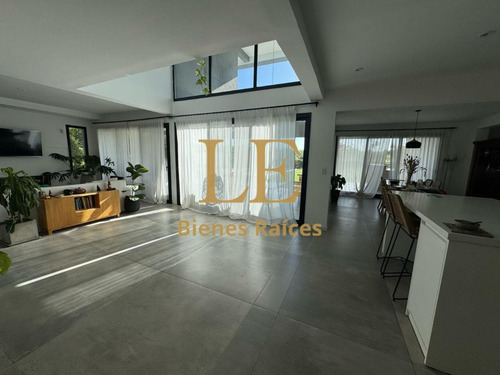 Venta Casa El Naudir