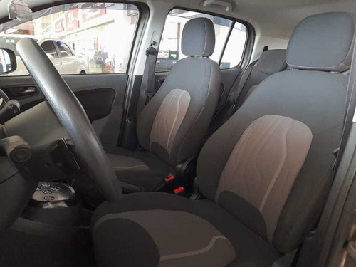 Imagem 10 de 13 de Fiat Uno Way 1.4 8v (flex) 4p