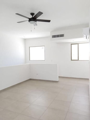 Renta Casa Nueva La Mirada Residencial