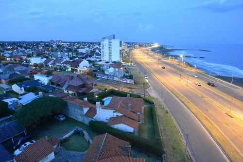 Imagen 7 de 28 de Departamento - B.f.u.camet