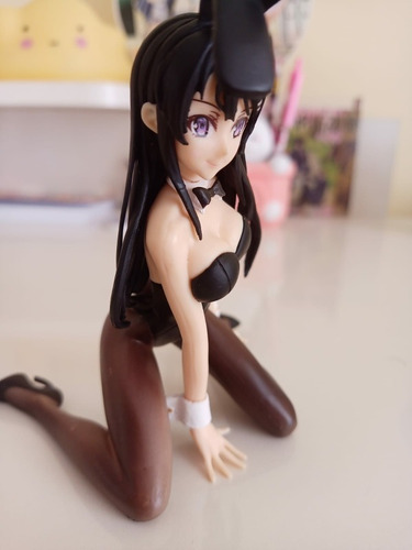Figura Sentada De Conejita Senpai Sakurajima Mai 13cm