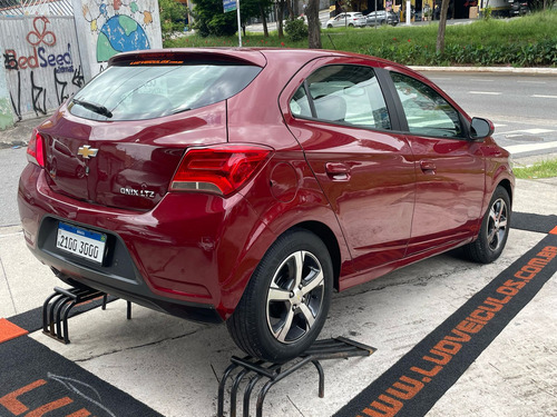Chevrolet Onix ONIX HATCH LTZ 1.4 8V FLEXPOWER 5P AUT.