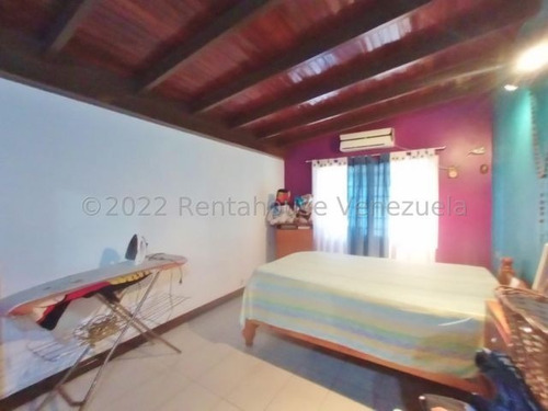 Imagen 13 de 29 de Hermosa Casa Semiamoblada Urb. El Orticeño Palo Negro 23-14003 Ejc 04243439046
