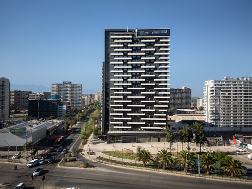 Arriendo Local Comercial Nuevo Frente A Metro Irarrázaval