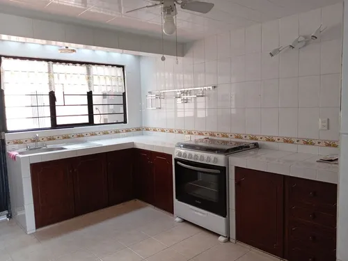 Casa Lista Para Habitar En Condominio Con Vigilancia