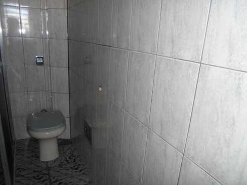 Imagem 13 de 13 de Kitnet Para Alugar, 35 M² Por R$ 1.000,00/ano - Centro - São Vicente/sp - Kn0188