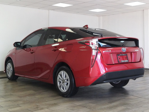 Imagen 6 de 15 de Toyota Prius Premium 2018 Rojo