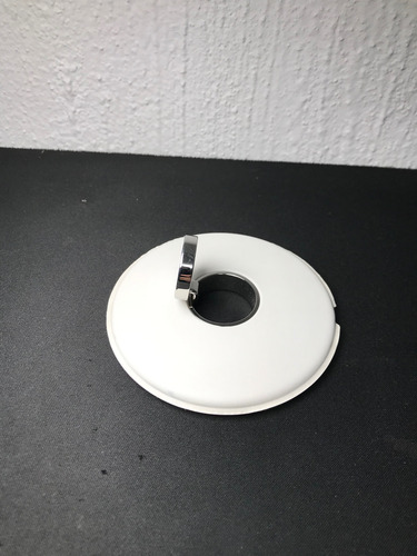 Base De Carga Magnética Apple A1714 Para Apple Watch Blanco (Usado)