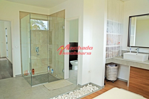 Moderna Casa San Rafael- Ref: 5451