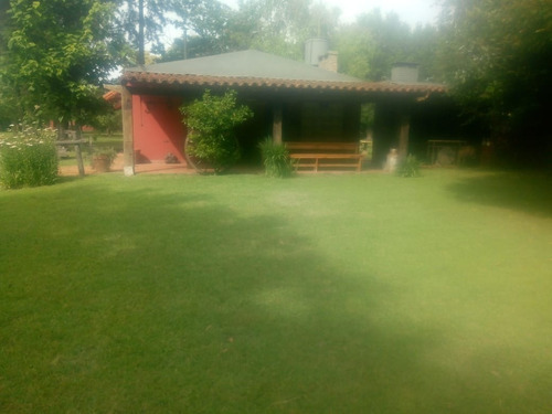 Imagen 2 de 9 de Casa Quinta De Con Dos Casas Y Una Superficie De 6875 M2