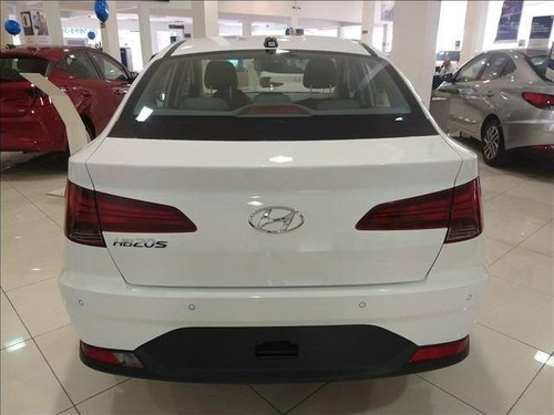 Imagem 5 de 8 de Hyundai Hb20s 1.0 12v Flex Evolution Manual