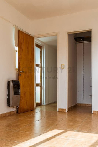 Imagen 20 de 28 de 33 E/ 19 Y 20, La Plata - Departamento 1 Dormitorio C/cochera