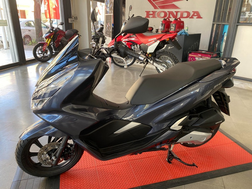 Imagen 3 de 16 de Honda Pcx 150 0km Entrega Inmediata
