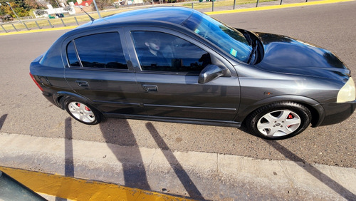 Chevrolet Astra 2.0 Gls