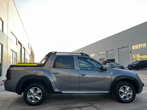 Renault Duster Oroch 2.0 16v Outsider