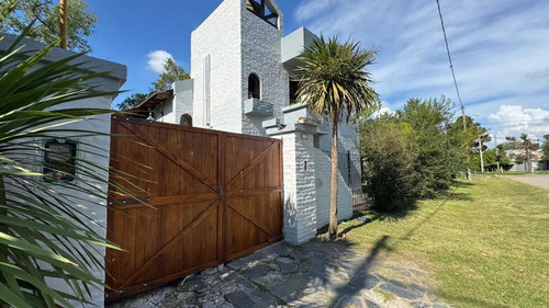 Quinta En Venta 4 Ambientes En La Reja