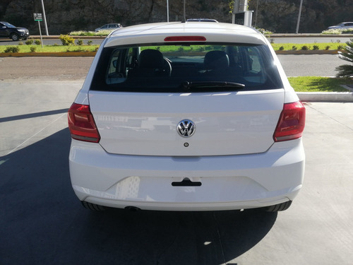 Imagen 6 de 15 de Volkswagen Gol 2020 1.6 Trendline Mt