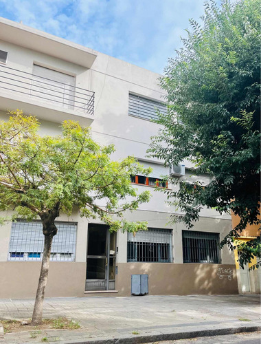 Imagen 1 de 18 de Venta Departamento 3 Ambientes En Planta Baja C/ Patio