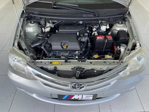Imagem 15 de 15 de Toyota Etios Sedan 1.5 Xls Mec 2013