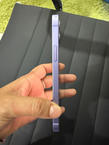 Apple Iphone 12 (128 Gb) - Morado O (Usado)