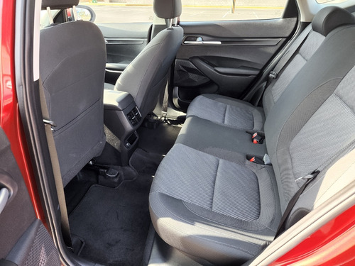 Imagen 16 de 25 de Kia Seltos. 2022. At - Lx One