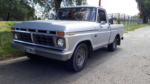 Ford F 100 Deluxe