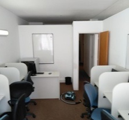 Imagen 3 de 5 de Excelente Oficina En Edificio Sobre Galerìa Comercial
