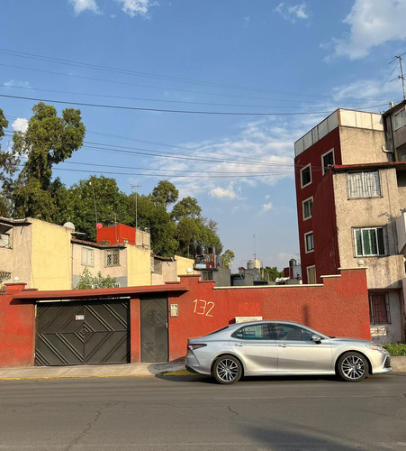 Venta Amplió Y Funcional Departamento En Xochimilco,  Santiago Tepalcatlalpan