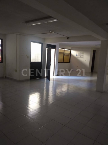 Local En Renta Av. Revolución En Coatzacoalcos, Ver.
