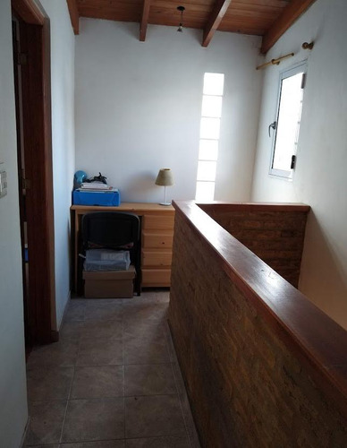 Casa En Venta - 3 Dormitorios 2 Baños - Cochera - 450mts2 - Ringuelet