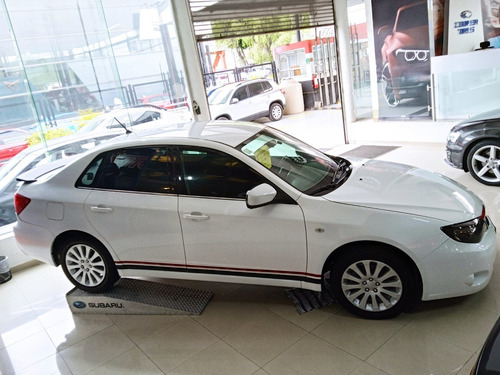 Imagen 2 de 15 de Impreza 2.0r 2011