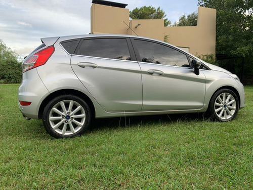 Ford Fiesta Kinetic 1.6 Titanium Powershift 120cv