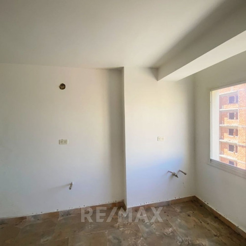 Imagen 5 de 11 de Se Vende Apartamento Ubicado En El Conjunto Residencial Los Roques En La Avenida Intercomunal Turmero Maracay A Pocos Metros De Farmatodo