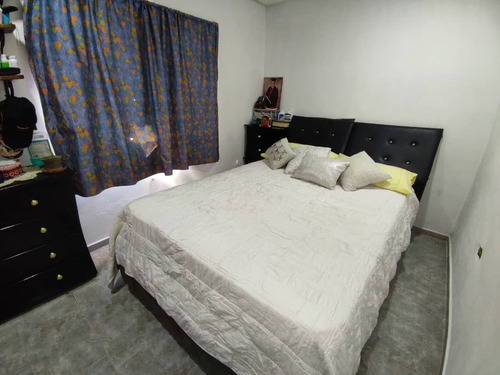 Imagen 7 de 19 de Se Vende Hermosa Moderna Y Remodelada Casa En Los Acuarianos El Limon Zona Aragua Buen Precio 04243785803