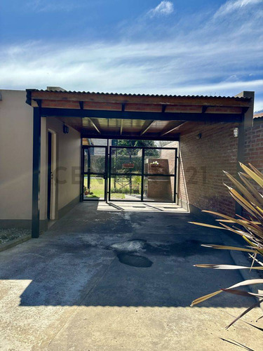 Casa En Venta En City Bell, En Una Planta