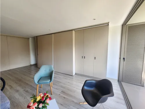 Venta De Apartaestudio En Altos Del Poblado.