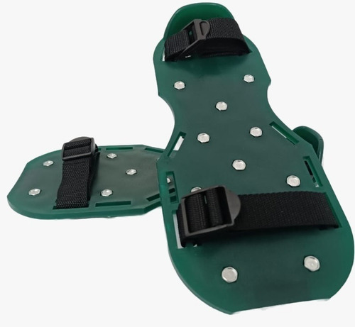 Imagen 3 de 4 de Zapatos A Púas Indispensables Para Aplicar Resina