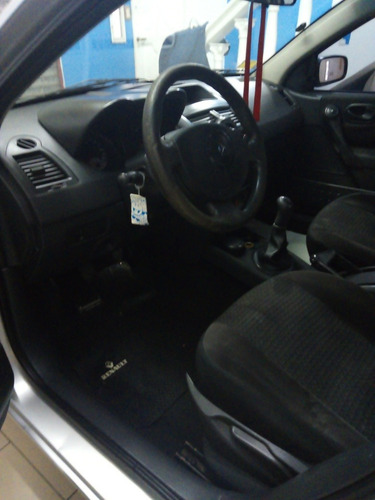 Imagen 4 de 6 de Renault Megane Confortline 1.6