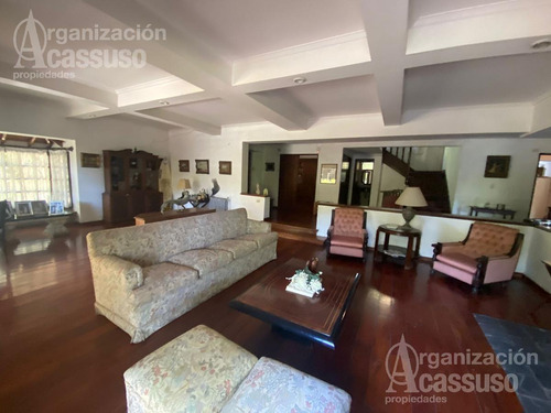 Casa / Lote Venta - Acassuso Av. Libertador Hacia Solís